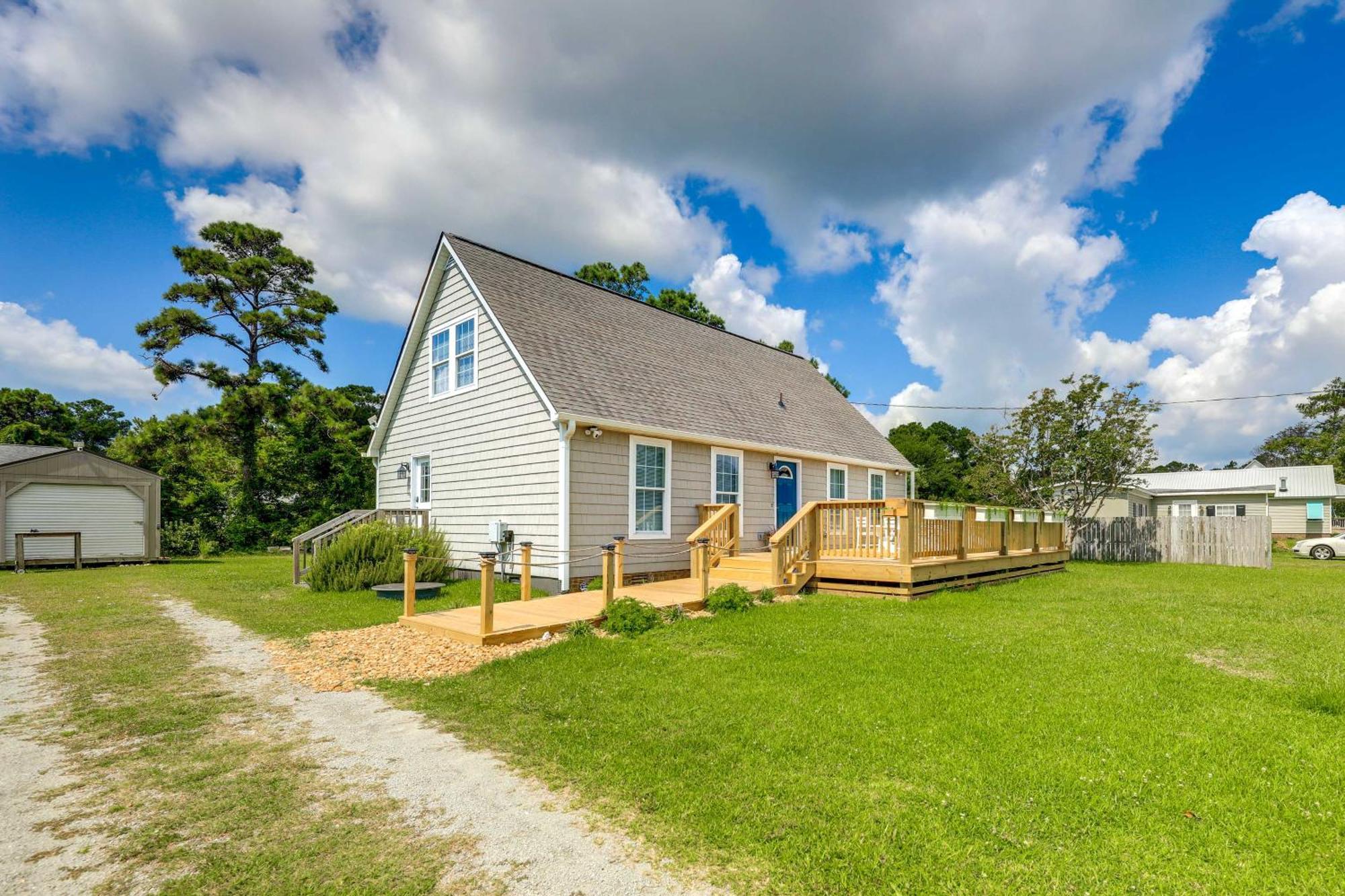 The Willowberry House With Deck And Grill! Harkers Island Екстер'єр фото